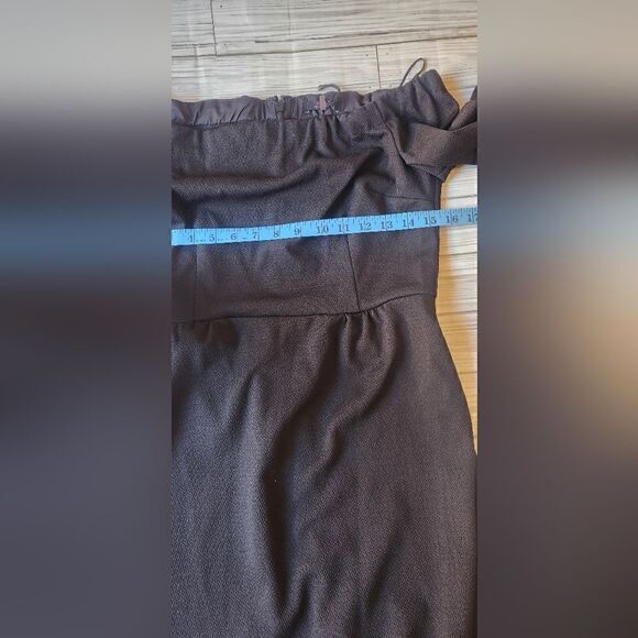 Trina Turk Off the Shoulder Bell Sleeves Black Dress Size 6 - Picture 4 of 15